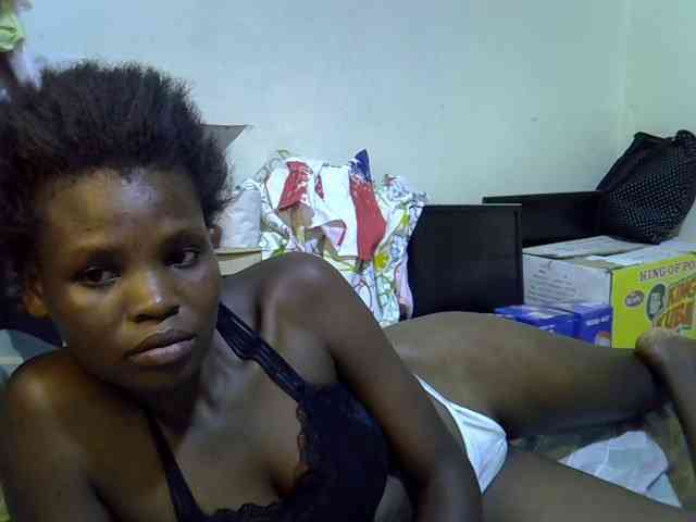 Cute-aliyah webcam