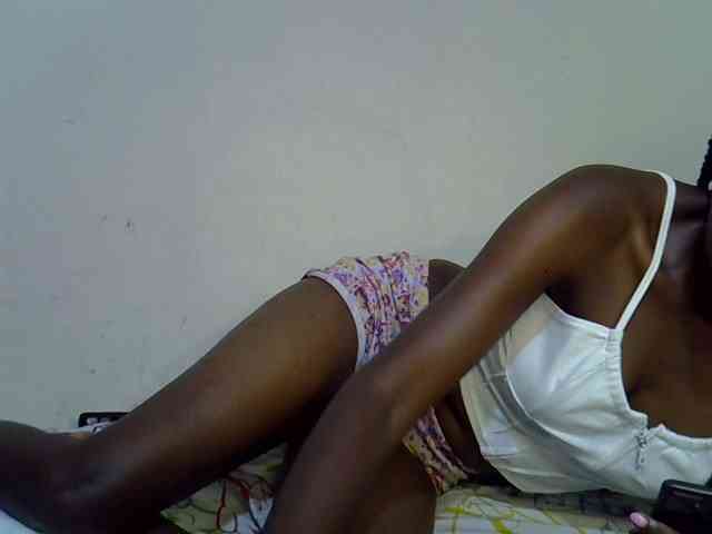 Cute-aliyah webcam