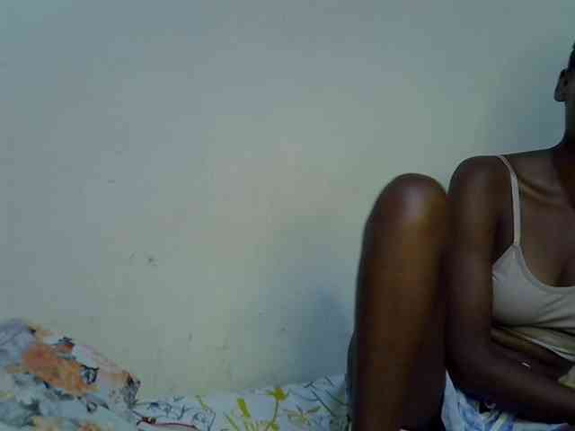Cute-aliyah webcam