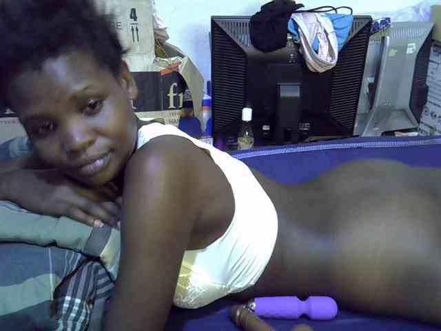 Cute-aliyah webcam