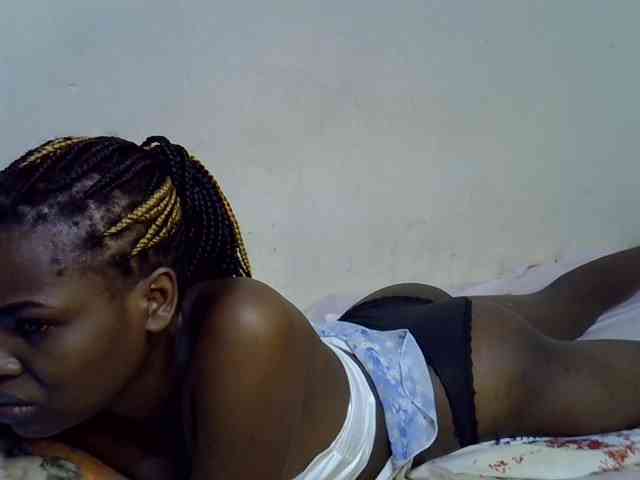 Cute-aliyah webcam