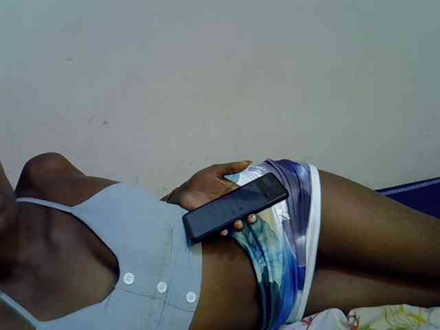 Cute-aliyah webcam