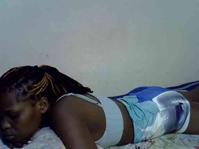 Cute-aliyah webcam