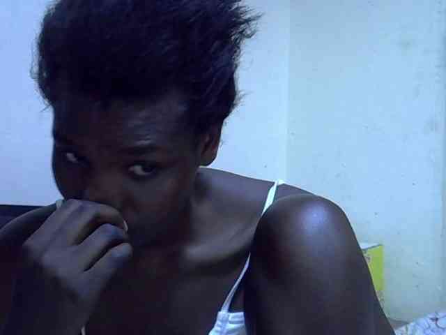 Cute-aliyah webcam
