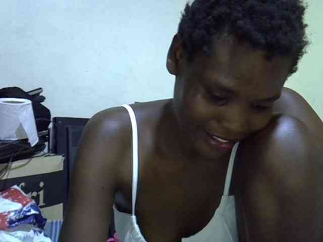 Cute-aliyah webcam