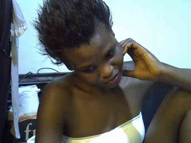 Cute-aliyah webcam