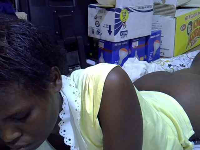 Cute-aliyah webcam