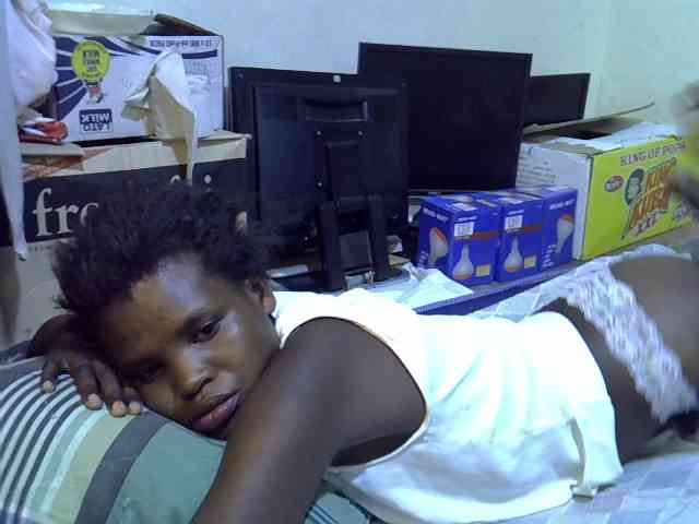Cute-aliyah webcam
