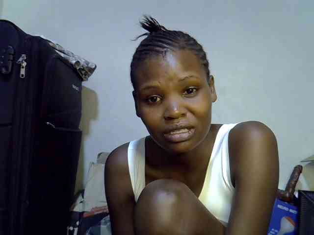 Cute-aliyah webcam