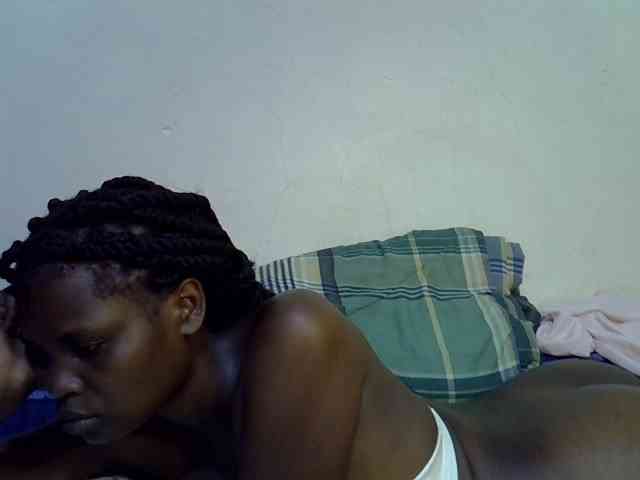 Cute-aliyah webcam