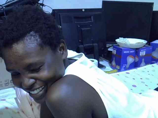 Cute-aliyah webcam