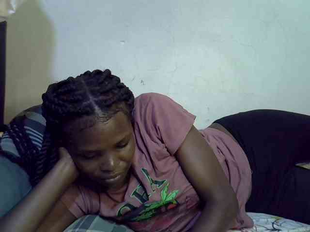 Cute-aliyah webcam