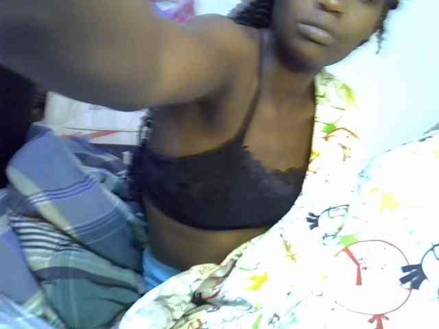 Cute-aliyah webcam