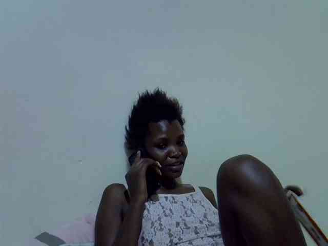 Cute-aliyah webcam