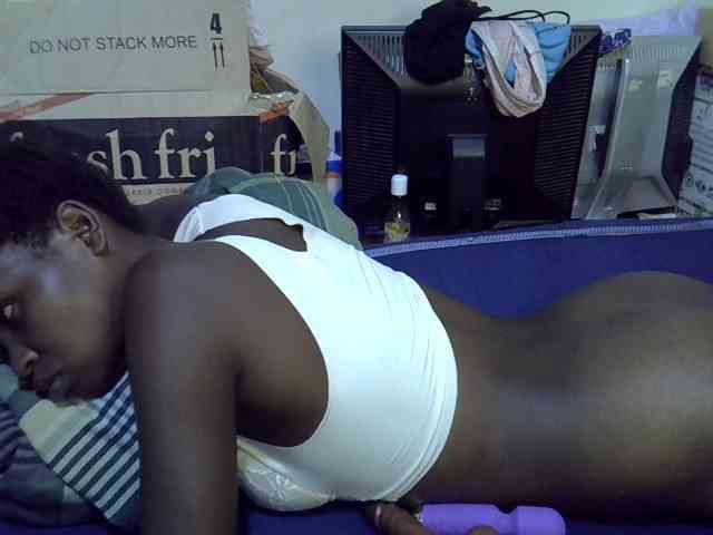 Cute-aliyah webcam