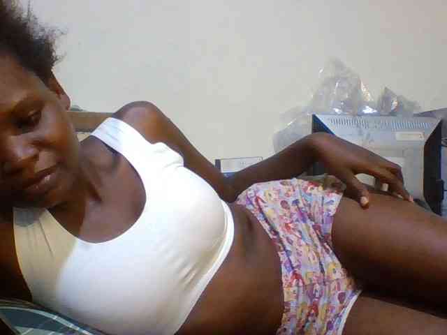 Cute-aliyah webcam