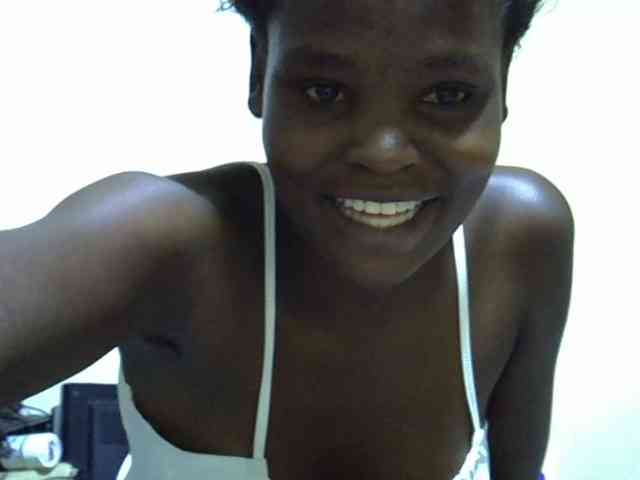 Cute-aliyah webcam