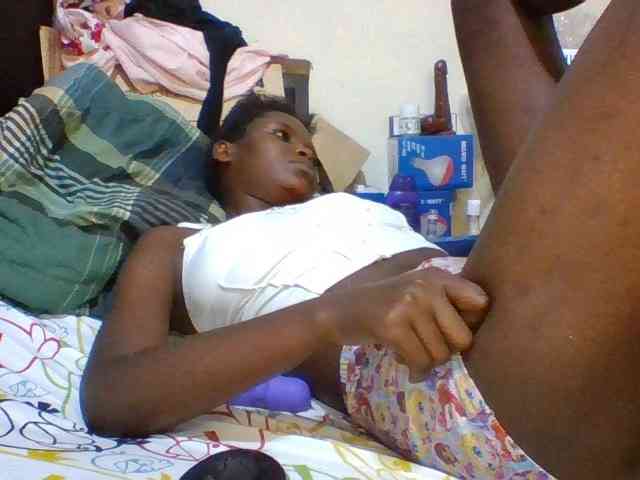 Cute-aliyah webcam