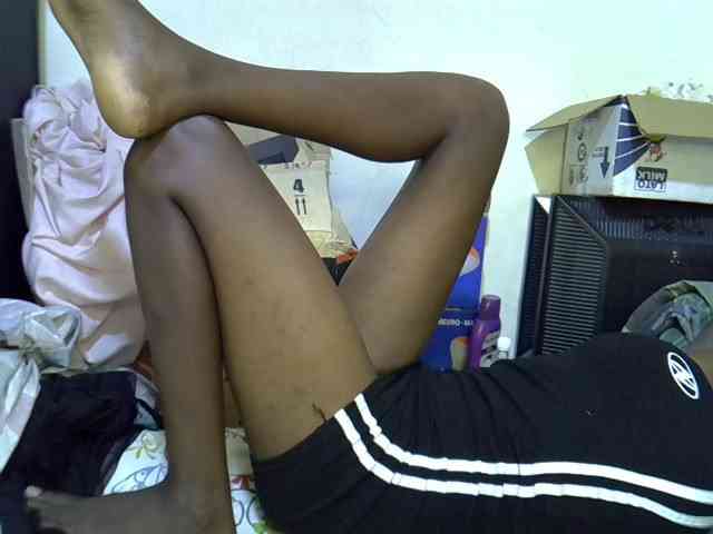 Cute-aliyah webcam
