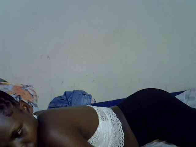 Cute-aliyah webcam