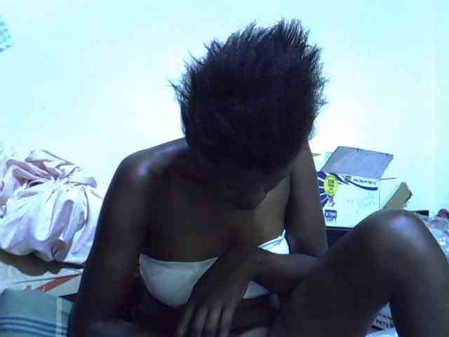Cute-aliyah webcam