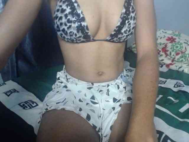 Plumnjuicy webcam
