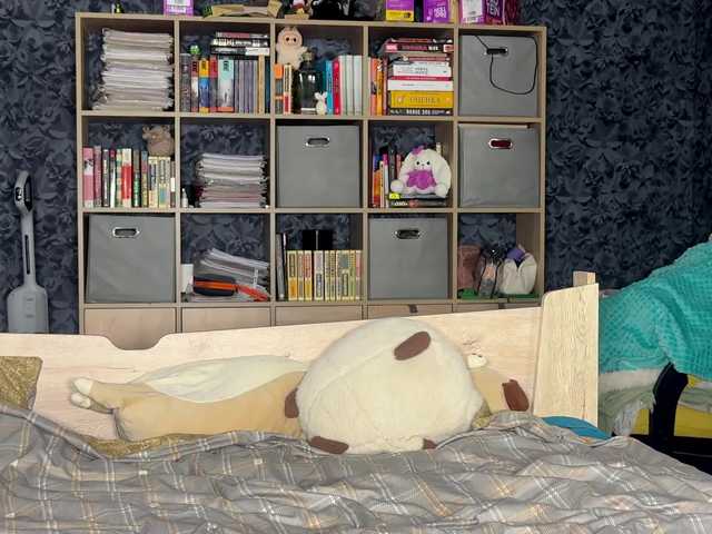 charmingaura1's BongaCams show and profile