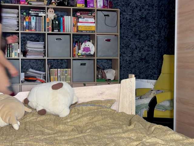 charmingaura1's BongaCams show and profile