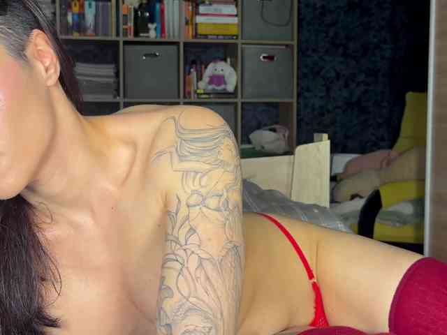 Live stream of charmingaura1