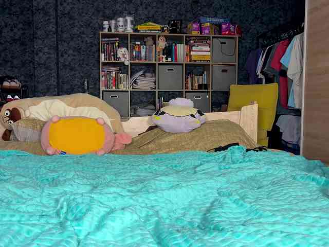 charmingaura1 webcam