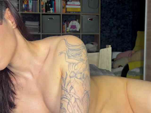 charmingaura1 webcam