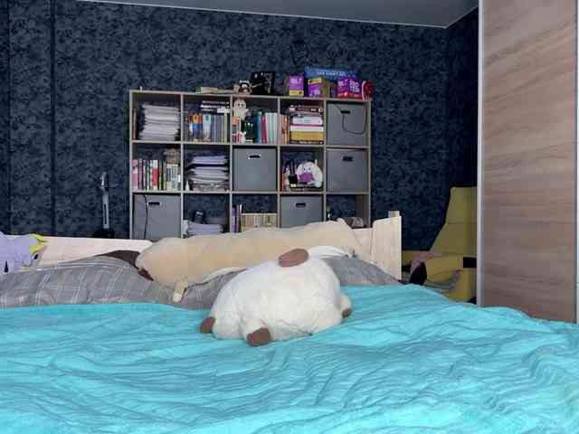 charmingaura1 webcam