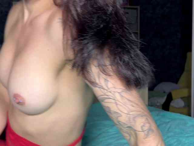 charmingaura1 webcam