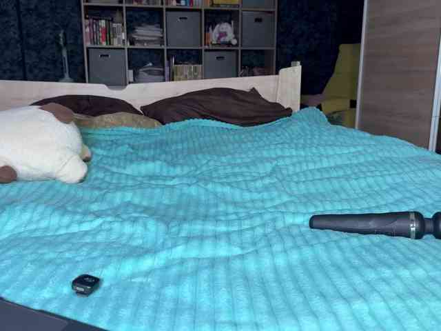 charmingaura1 webcam