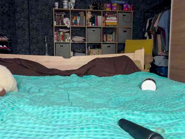charmingaura1 webcam