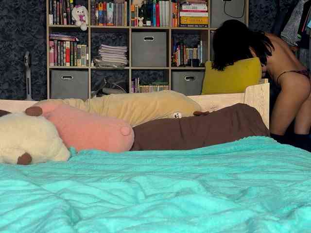 charmingaura1 webcam