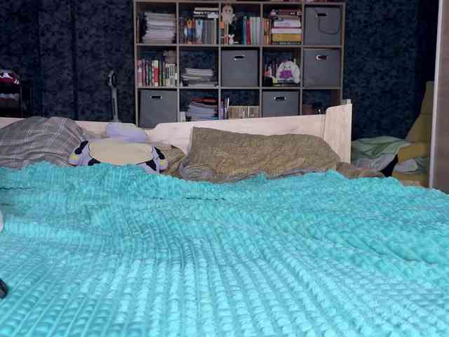 charmingaura1 webcam