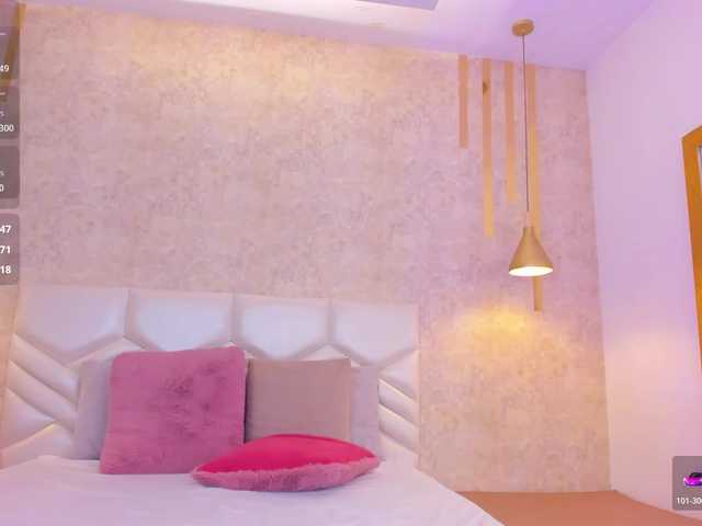 SarahYessica live cam on BongaCams