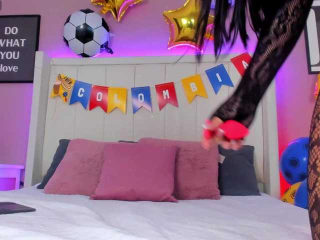 SarahYessica live cam on BongaCams