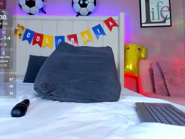 SarahYessica live cam on BongaCams