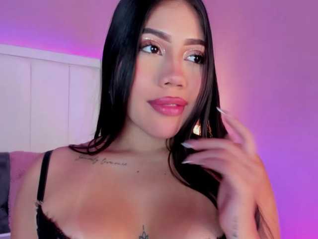 SarahYessica live cam on BongaCams
