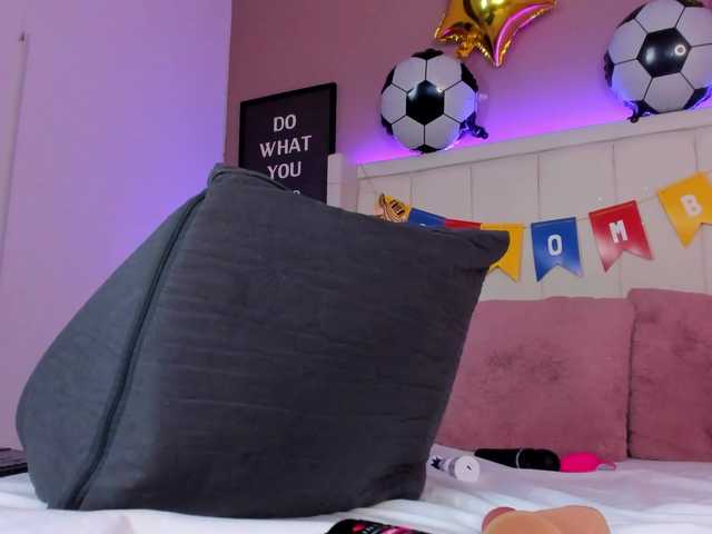 SarahYessica live cam on BongaCams