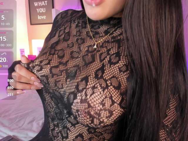 SarahYessica live cam on BongaCams