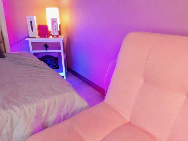 SarahYessica live cam on BongaCams