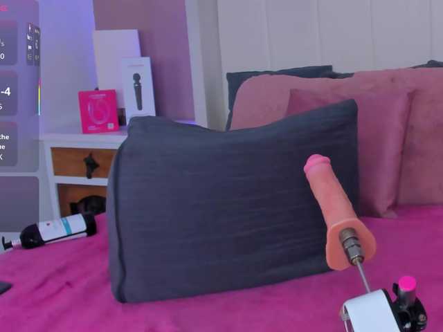 SarahYessica's BongaCams show and profile