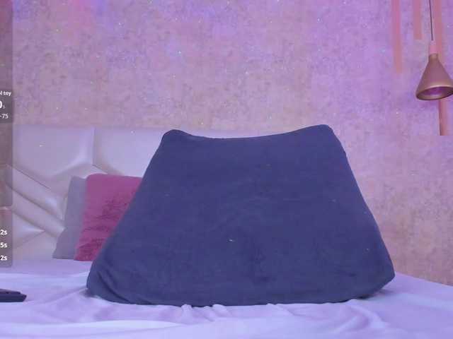 SarahYessica live cam on BongaCams