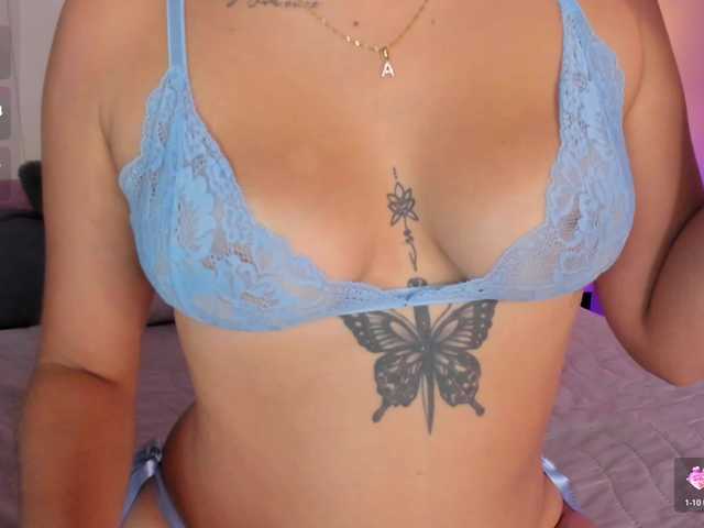 SarahYessica live cam on BongaCams