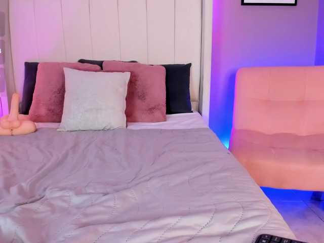 SarahYessica live cam on BongaCams