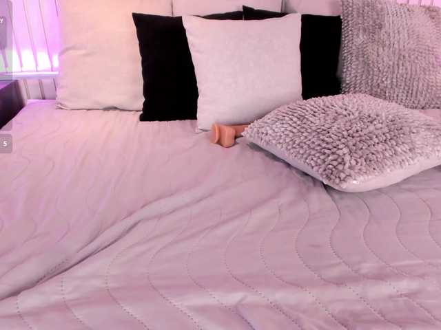 SarahYessica live cam on BongaCams
