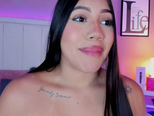SarahYessica live cam on BongaCams